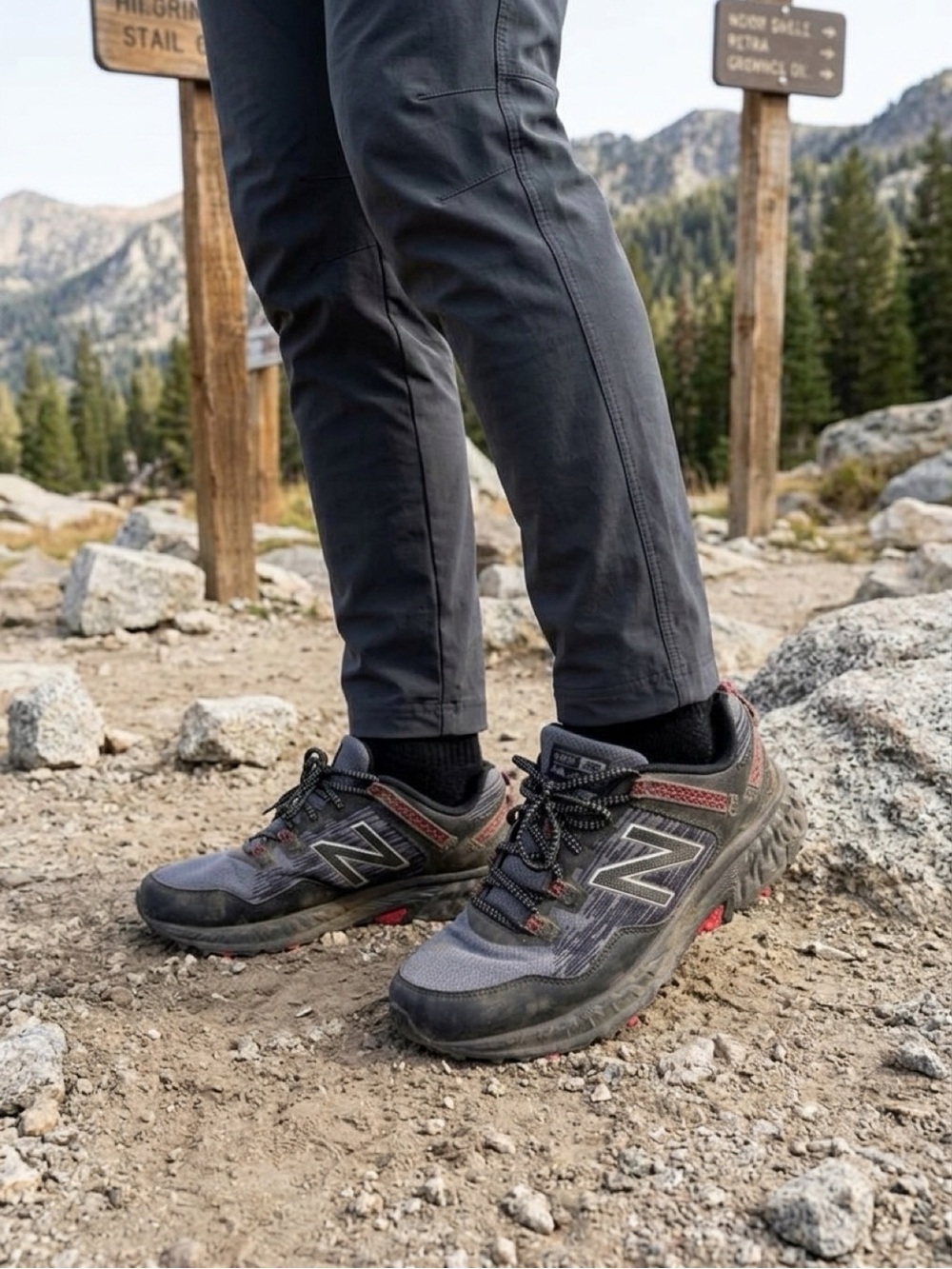 New Balance 410v6 Trail Running Shoes – Gray/Black/Red – Pre-Owned Size 8